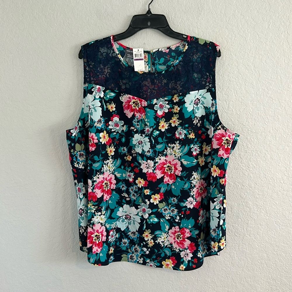 Floral blouse with leaf neckline